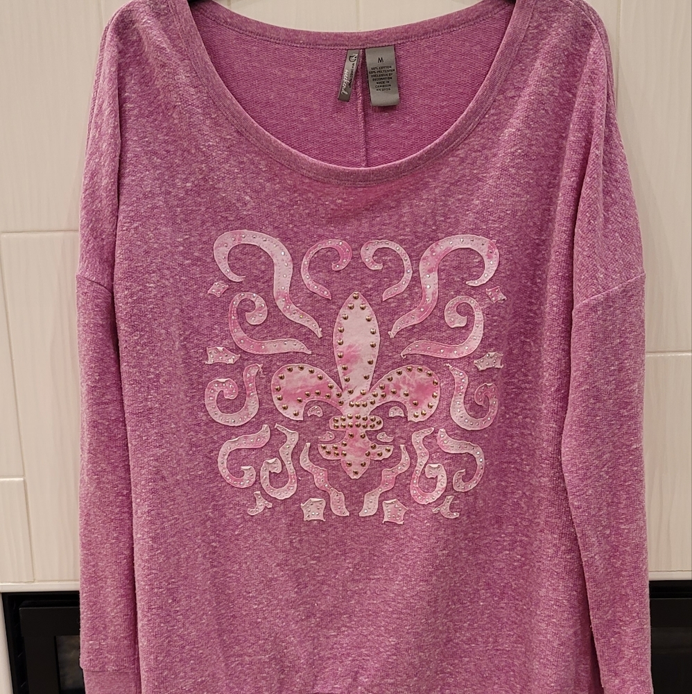 New Directions Weekend Size M L/S Shirt